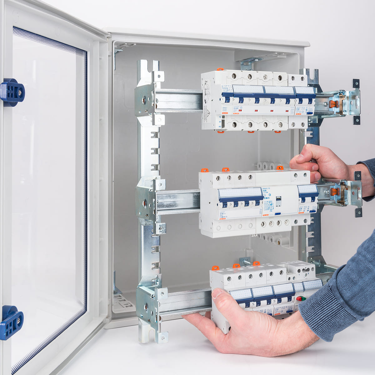 Gewiss enclosure and switchgear solutions
