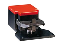 KG110L11 - 1-PEDAL PLASTIC FOOT SWITCH 1N O+1NC SLO